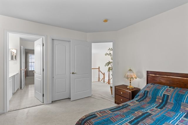 10 Hemingway St, Shrewsbury, MA 01545