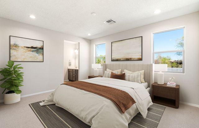 218 Delfina Street, Santa Fe, NM 87505