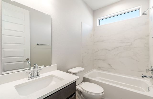 218 Delfina Street, Santa Fe, NM 87505