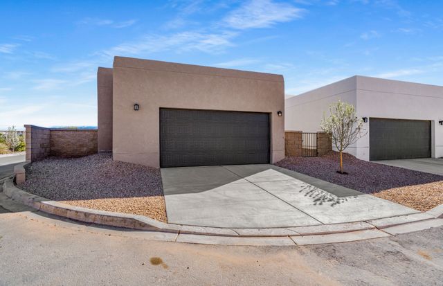 218 Delfina Street, Santa Fe, NM 87505