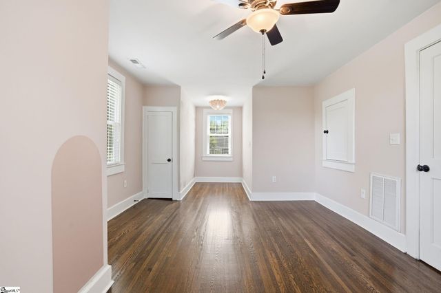 20 Glenn Street, Greenville, SC 29607