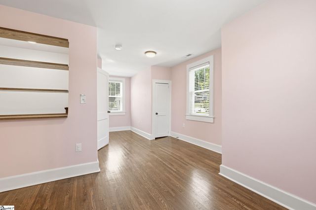20 Glenn Street, Greenville, SC 29607