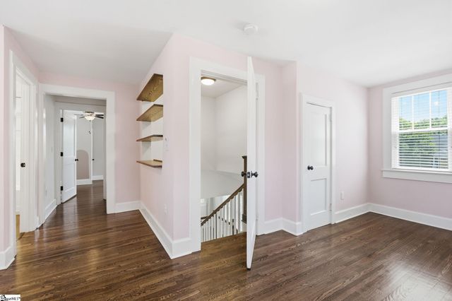 20 Glenn Street, Greenville, SC 29607