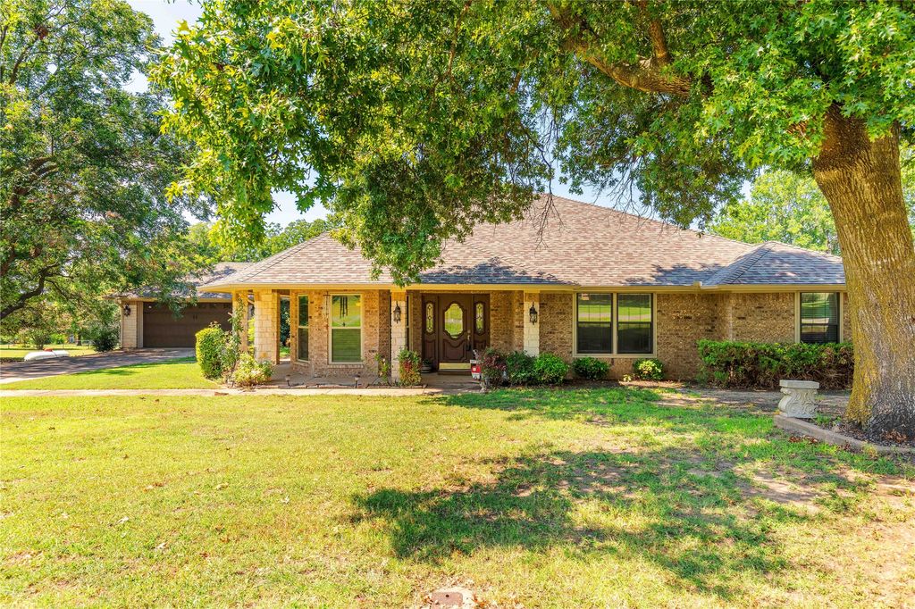 204 Branchford Drive, Sherman, TX 75090