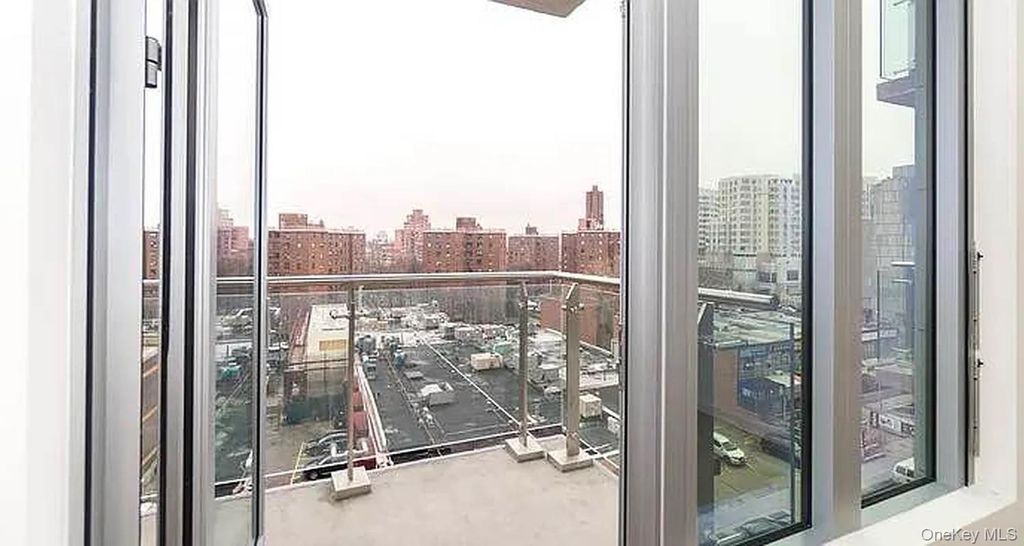 133-27 39th Avenue 6K, Flushing, NY 11354 — photo 4