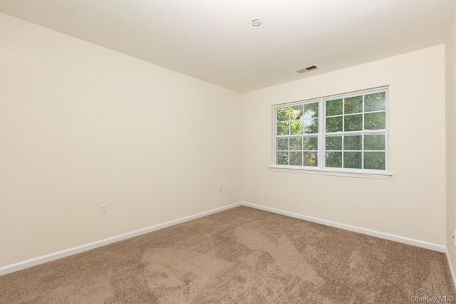 314 Flurry Lane, West Babylon, NY 11704