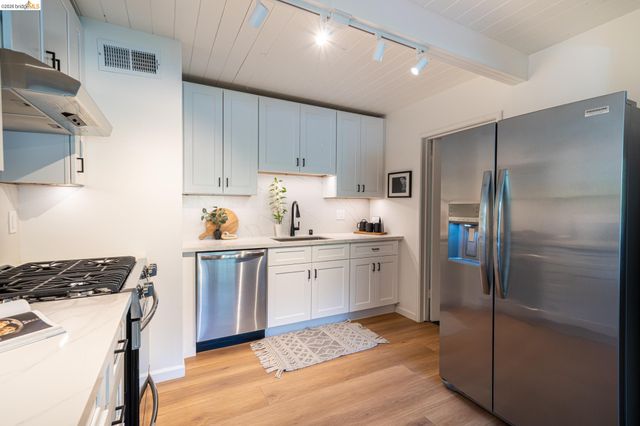 1343 Navellier St, El Cerrito, CA 94530