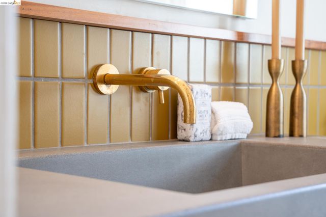 1343 Navellier St, El Cerrito, CA 94530