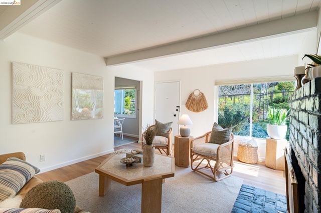 1343 Navellier St, El Cerrito, CA 94530