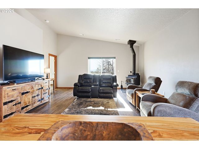 206 OLD MOUNTAIN Rd, Goldendale, WA 98620