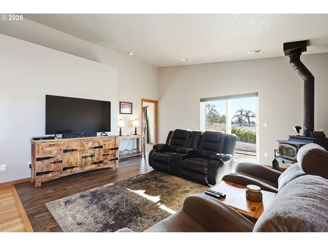 206 OLD MOUNTAIN Rd, Goldendale, WA 98620