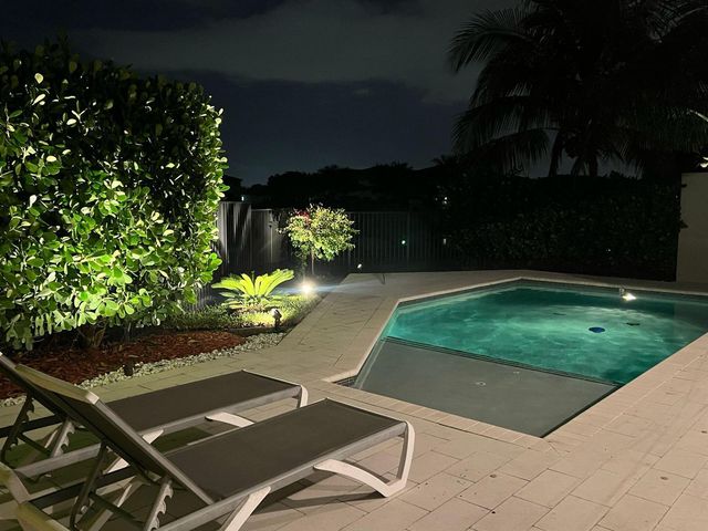 17296 Sea Blossom Way, Boca Raton, FL 33496