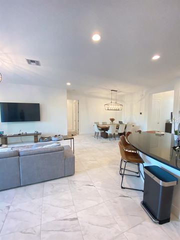 17296 Sea Blossom Way, Boca Raton, FL 33496