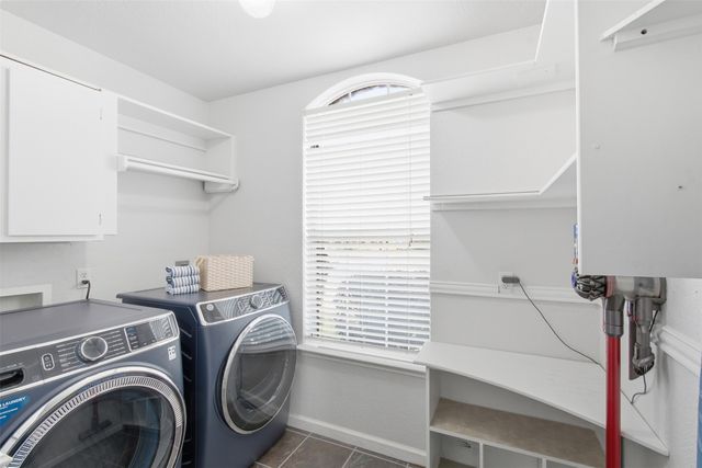 5609 Norris Drive, The Colony, TX 75056