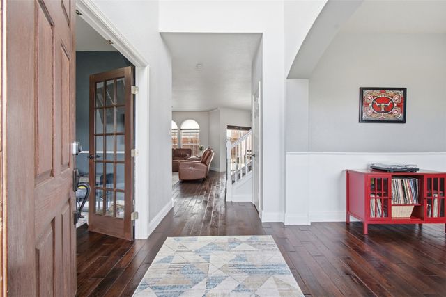 5609 Norris Drive, The Colony, TX 75056