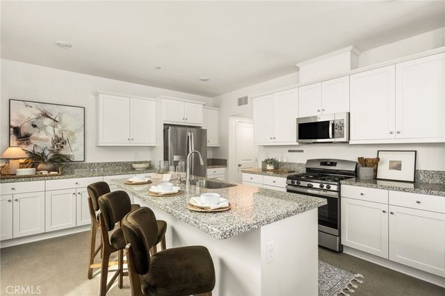 24557 Sonieta Court, Corona, CA 92883