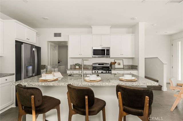 24557 Sonieta Court, Corona, CA 92883