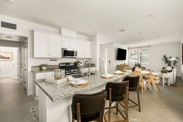 24557 Sonieta Court, Corona, CA 92883