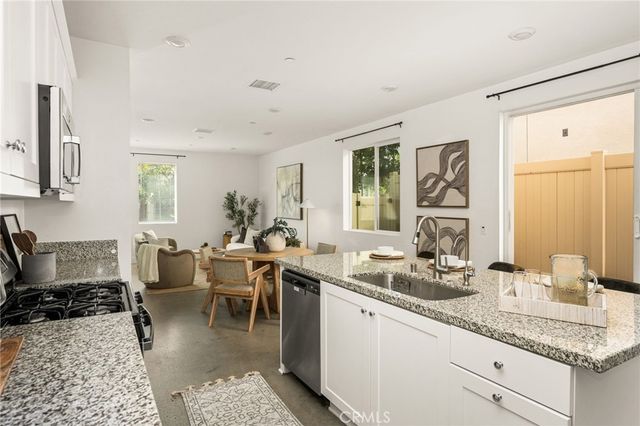 24557 Sonieta Court, Corona, CA 92883