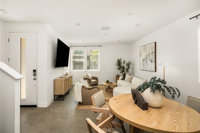 24557 Sonieta Court, Corona, CA 92883