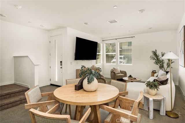 24557 Sonieta Court, Corona, CA 92883