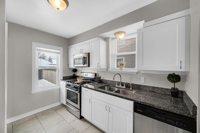 1334 Lake Avenue, Whiting, IN 46394