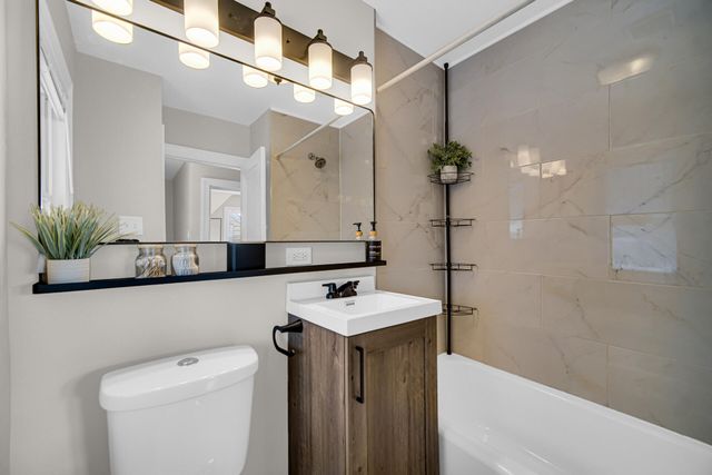 1334 Lake Avenue, Whiting, IN 46394