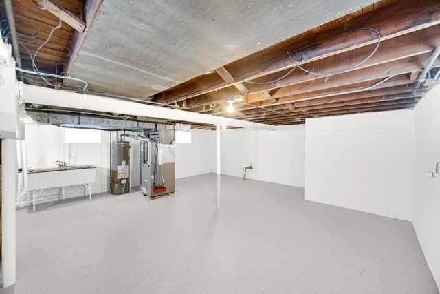 1334 Lake Avenue, Whiting, IN 46394