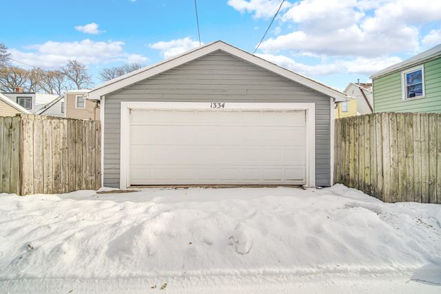 1334 Lake Avenue, Whiting, IN 46394