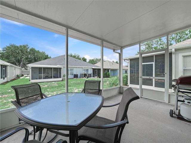 6936 SURREY OAK DRIVE, Apollo Beach, FL 33572