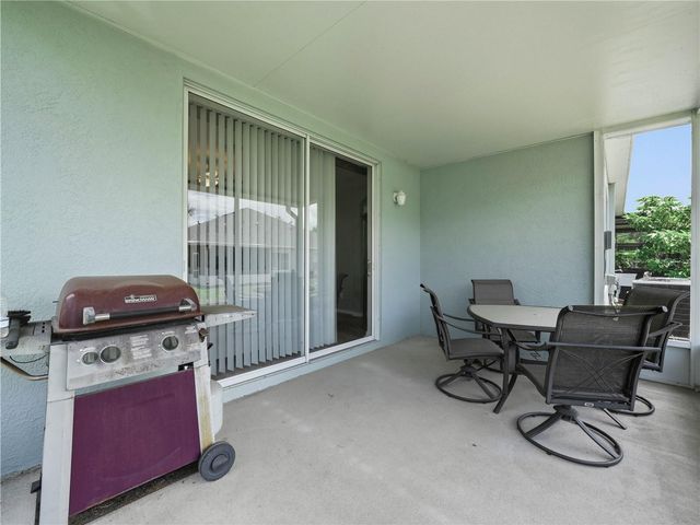 6936 SURREY OAK DRIVE, Apollo Beach, FL 33572