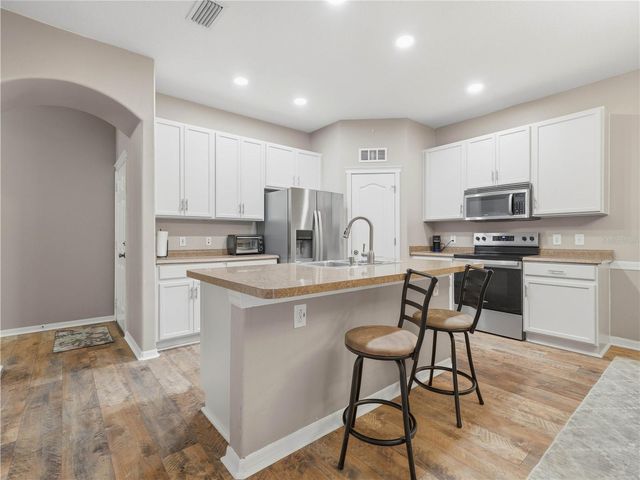 6936 SURREY OAK DRIVE, Apollo Beach, FL 33572