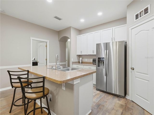 6936 SURREY OAK DRIVE, Apollo Beach, FL 33572