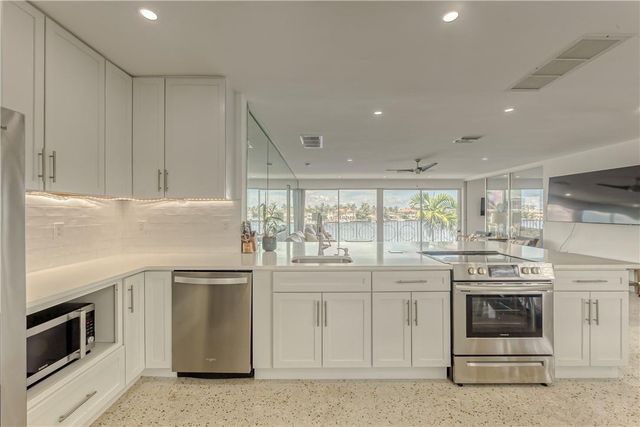 2717 Yacht Club Boulevard 6e, Fort Lauderdale, FL 33304