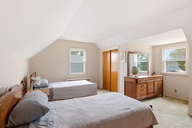 1001 N 4th Street, New Hyde Park, NY 11040