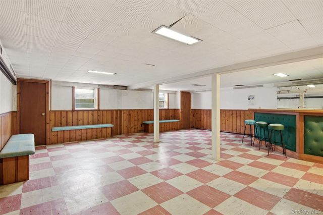 1001 N 4th Street, New Hyde Park, NY 11040