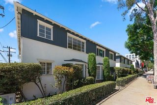 8730 Holloway Drive, West Hollywood, CA 90069