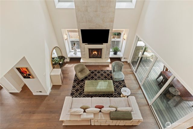 811 245th Place NE, Sammamish, WA 98074