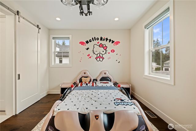 811 245th Place NE, Sammamish, WA 98074