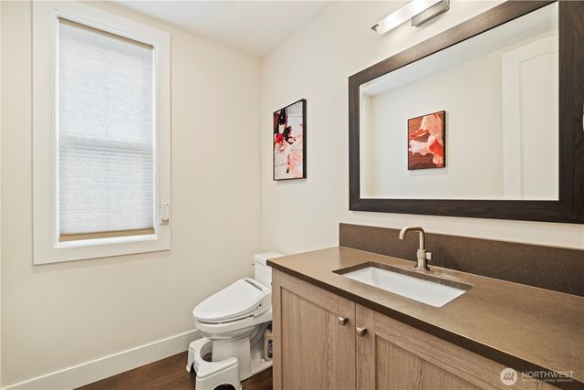 811 245th Place NE, Sammamish, WA 98074