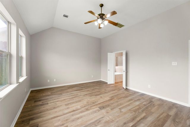 8911 Willow Wind Lane, Houston, TX 77083