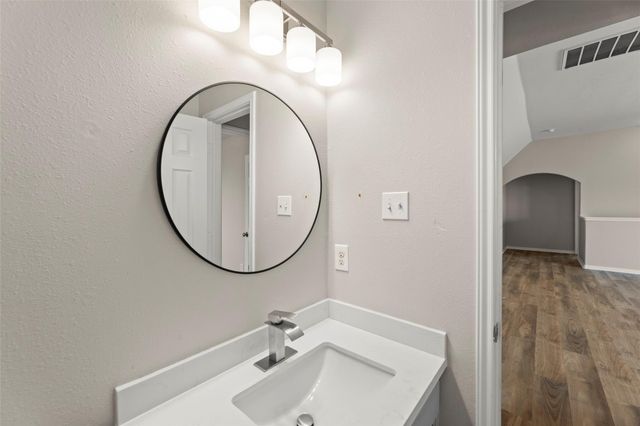 8911 Willow Wind Lane, Houston, TX 77083
