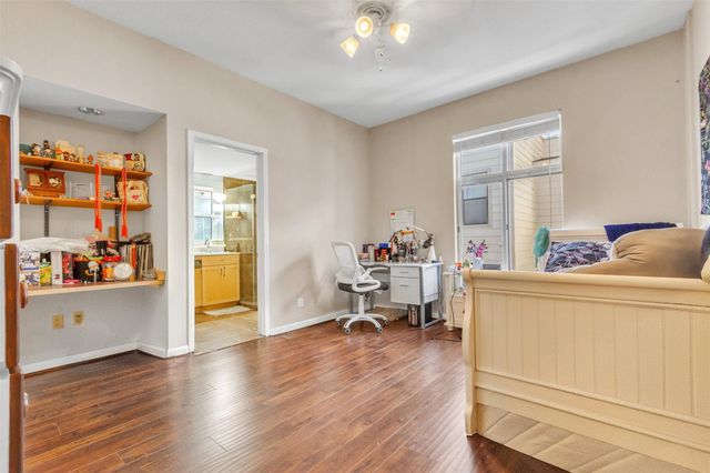 711 W 26th ST 607, Austin, TX 78705