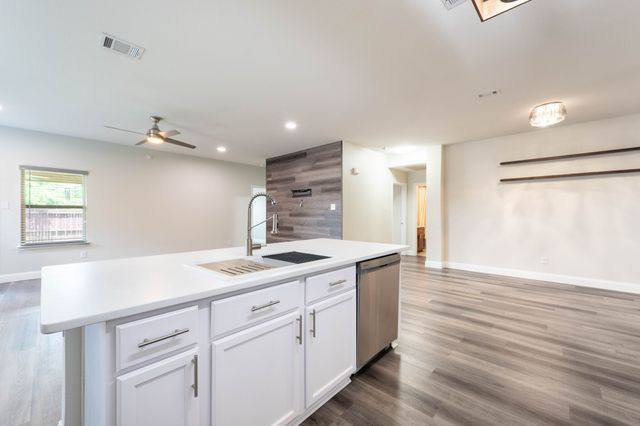 2254 Bryant Lane, Fate, TX 75189