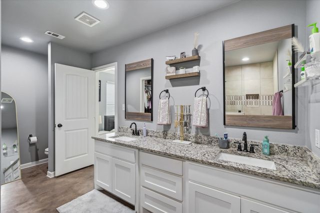 1052 VZ County Road 3208, Wills Point, TX 75169