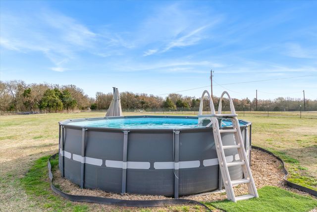 1052 VZ County Road 3208, Wills Point, TX 75169