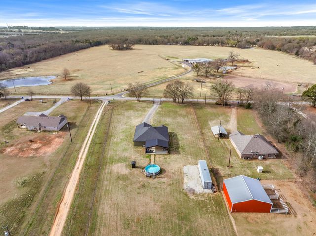1052 VZ County Road 3208, Wills Point, TX 75169