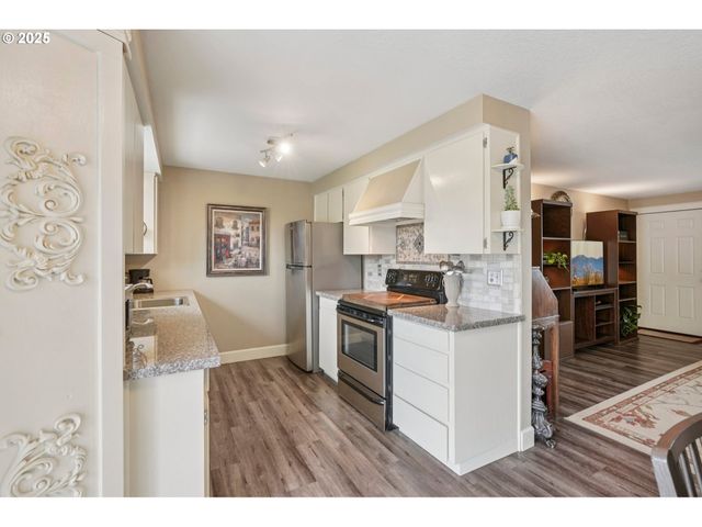 404 Sw 11TH St, Battle Ground, WA 98604
