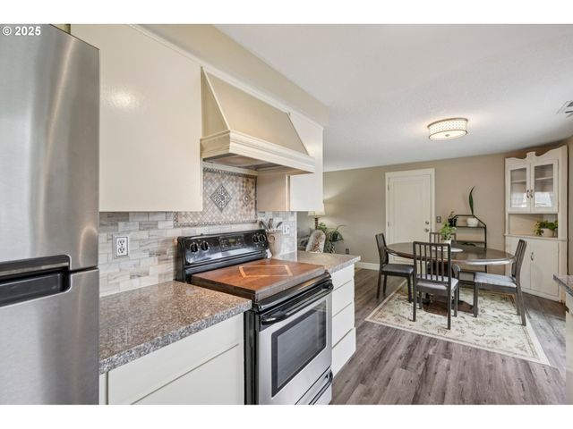404 Sw 11TH St, Battle Ground, WA 98604