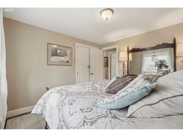 404 Sw 11TH St, Battle Ground, WA 98604